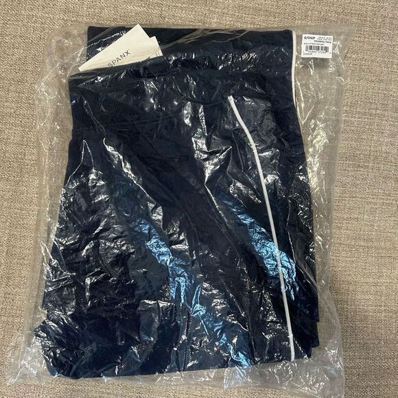 SPANX Navy Wide Leg Flare Pants – Size S – 31” Inseam – NWT - Picture 7 of 7